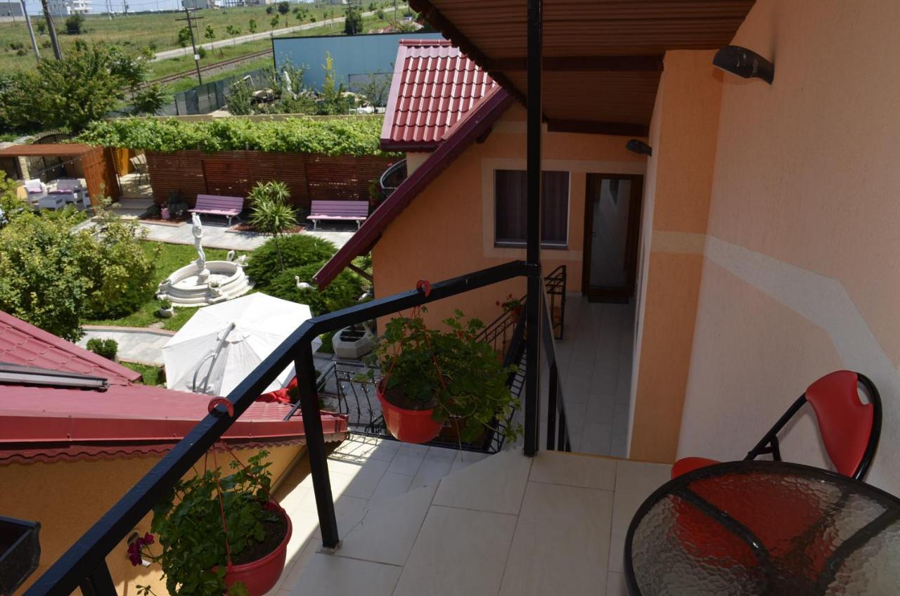 Pensiunea Darius Costinesti Exterior photo